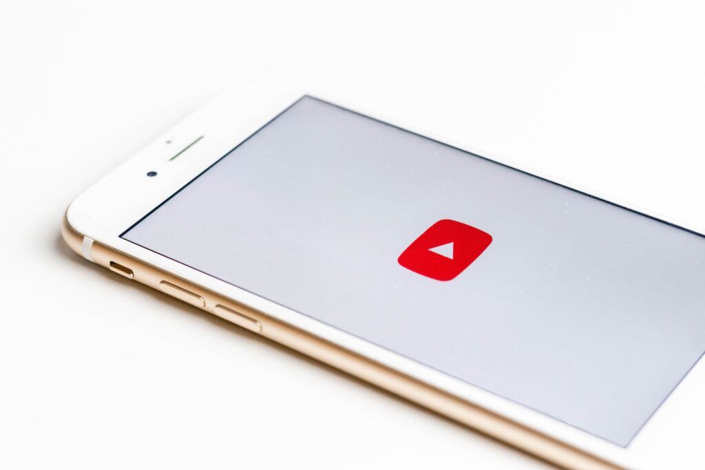 OMG’s Kelly Metz explains the nuances of YouTube measurement in AdAge’s latest look at the currency debate